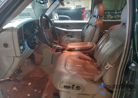 2002 Chevrolet Silverado C1500 from USA, damaged, VIN 2GCEC19T821308170